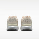 W NIKE STRUCTURE 26 ESS