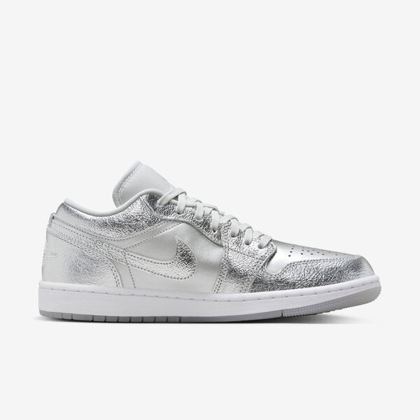 NIKE WMNS AIR JORDAN 1 LOW SE