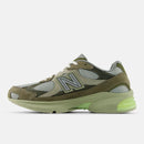 NEW BALANCE 2010