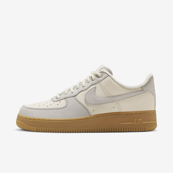 NIKE AIR FORCE 1 '07 WB