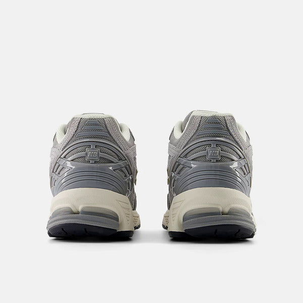 NEW BALANCE 1906R