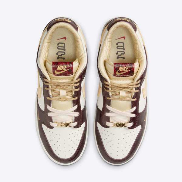 NIKE WMNS DUNK LOW LX