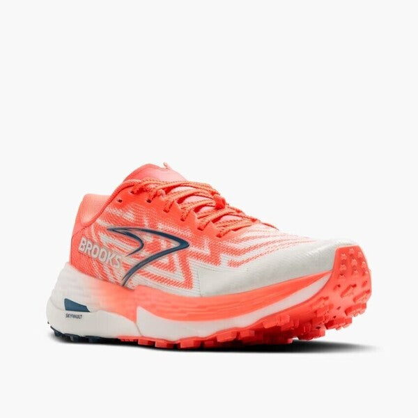 BROOKS CATAMOUNT 4