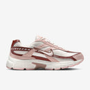 WMNS NIKE INITIATOR