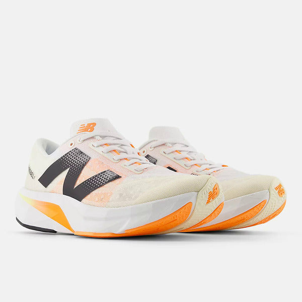 NEW BALANCE FUELCELL REBEL V4