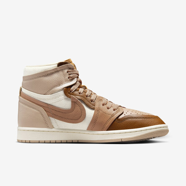 NIKE WMNS AIR JORDAN 1 MM HIGH