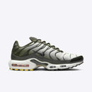 NIKE AIR MAX PLUS