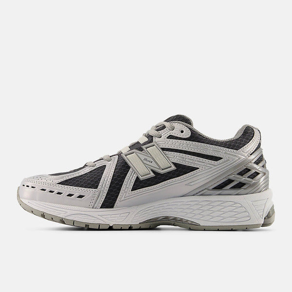 NEW BALANCE 1906R
