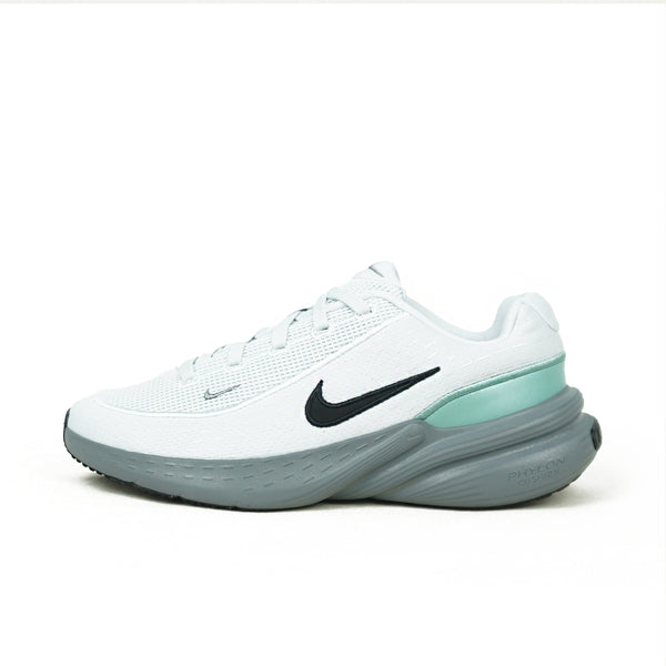 NIKE UPLIFT SC