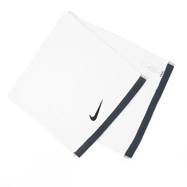 NIKE FUNDAMENTAL TOWEL