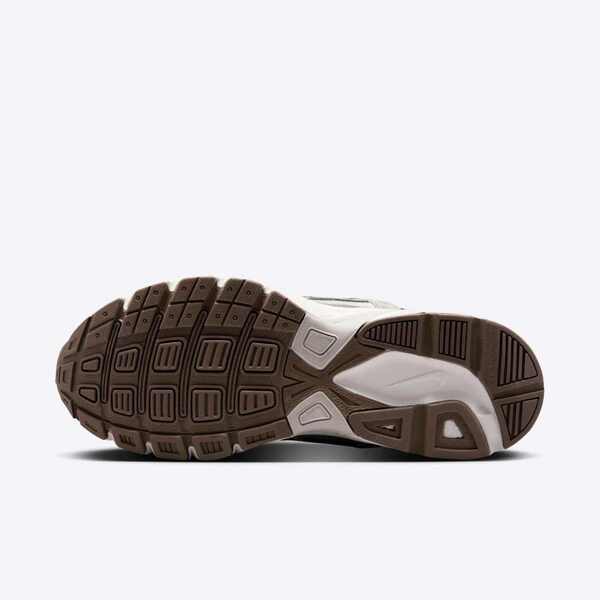 NIKE WMNS INITIATOR