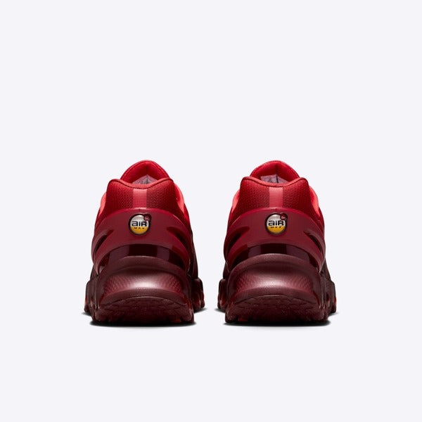 NIKE WMNS AIR MAX DN8