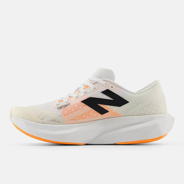 NEW BALANCE FUELCELL REBEL V4