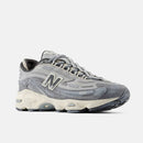 NEW BALANCE 1000