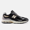 NEW BALANCE 2002R