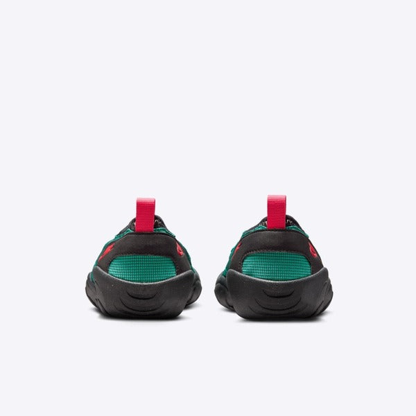 NIKE AQUA TURF