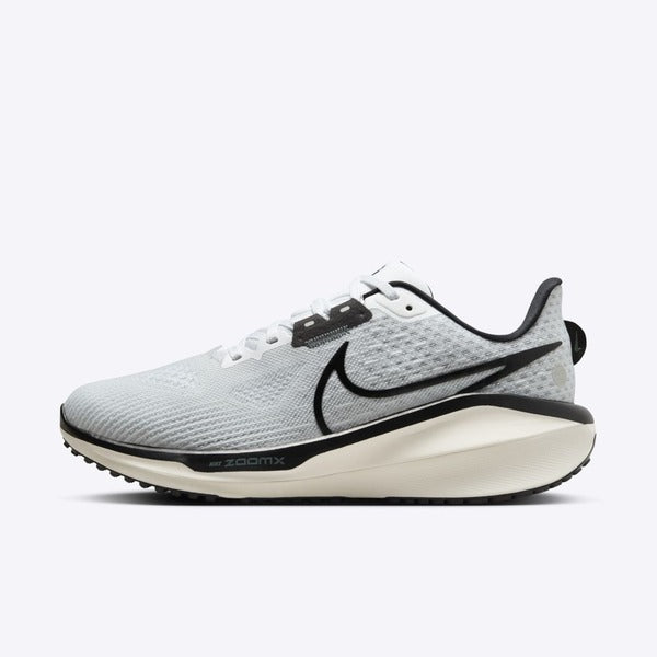 W NIKE VOMERO 17
