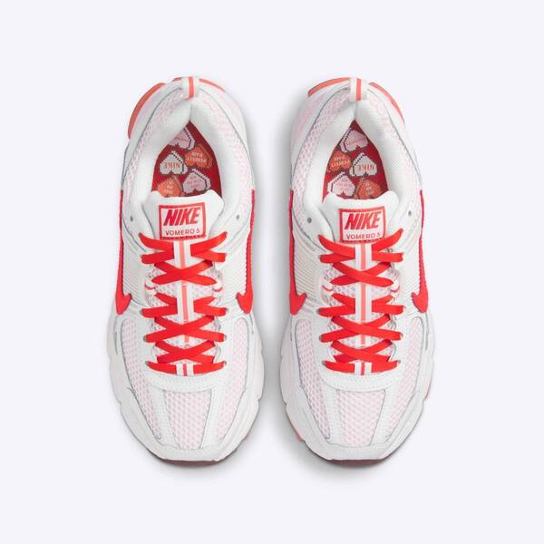 NIKE AIR ZOOM VOMERO 5 GS