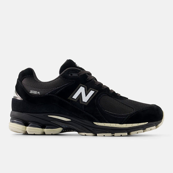 NEW BALANCE 2002R