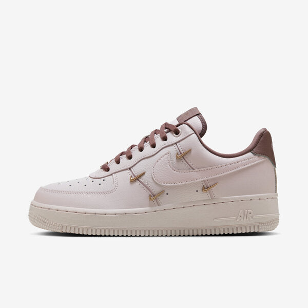 NIKE WMNS AIR FORCE 1 '07 LX