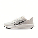 NIKE QUEST 6