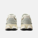 NEW BALANCE 9060 D