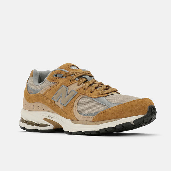 NEW BALANCE 2002R