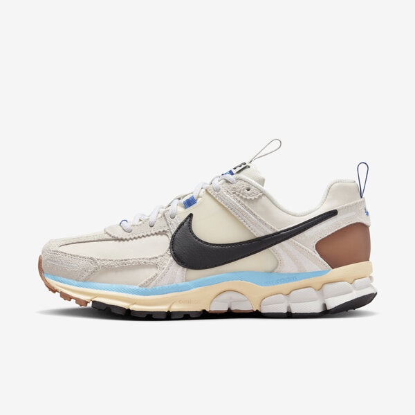 NIKE WMNS ZOOM VOMERO 5 PRM