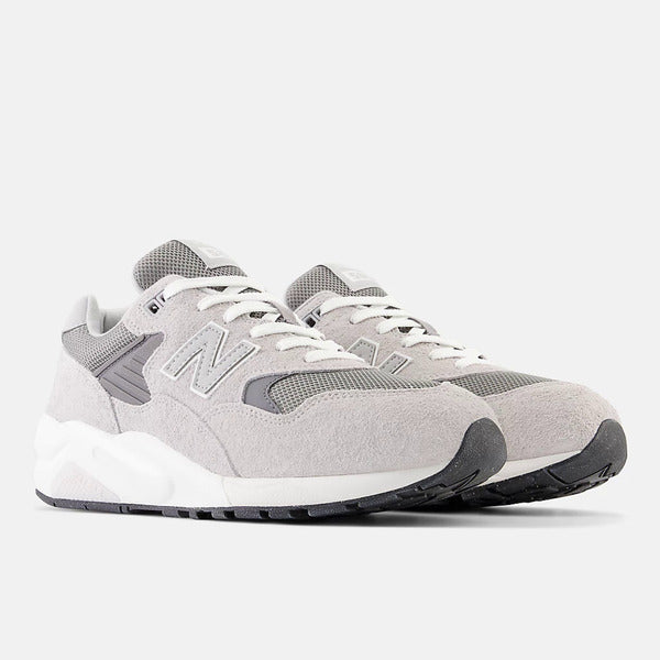 NEW BALANCE 580