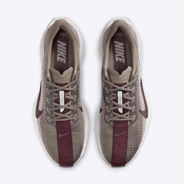 NIKE PEGASUS PLUS