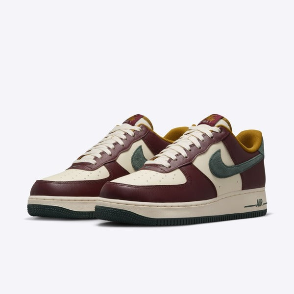 NIKE AIR FORCE 1 07 LV8
