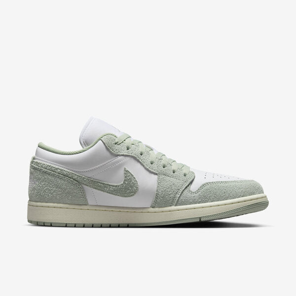 NIKE AIR JORDAN 1 LOW SE