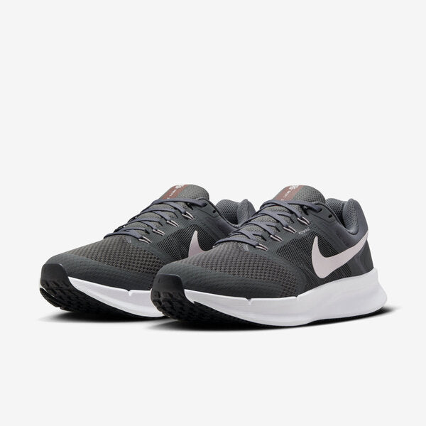 NIKE W RUN SWIFT 3