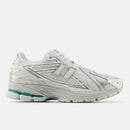 NEW BALANCE 1906R