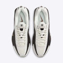 NIKE SHOX R4