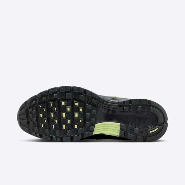 NIKE P-6000 PRM