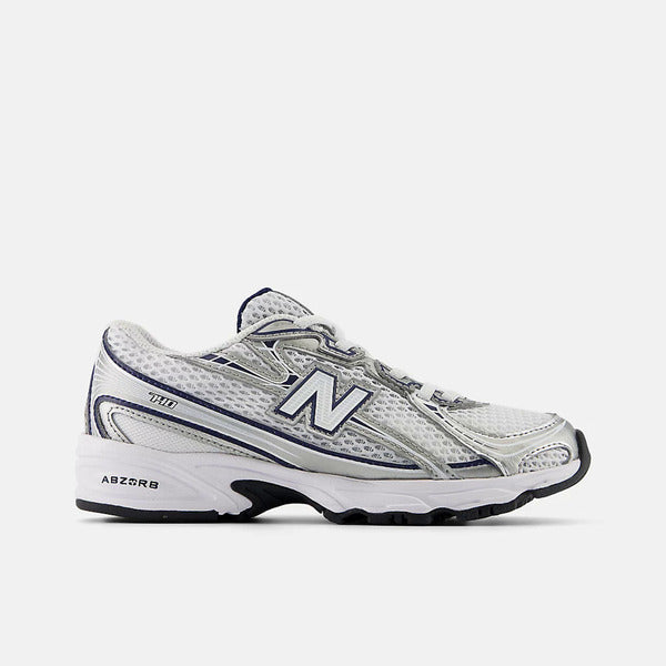 NEW BALANCE 740