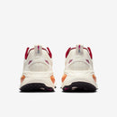 NIKE VOMERO 18