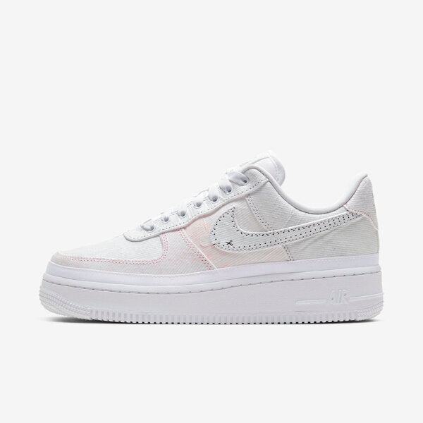 NIKE WMNS AIR FORCE 1 07 LX