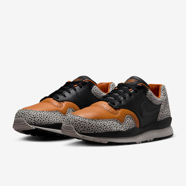 NIKE AIR SAFARI