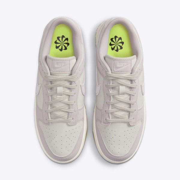 W NIKE DUNK LOW PRM NN