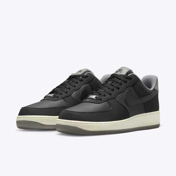 NIKE AIR FORCE 1 07 LV8