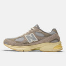 NEW BALANCE 2010