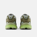NEW BALANCE 2010