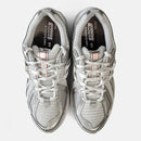 NEW BALANCE 1906R