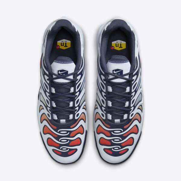 NIKE AIR MAX PLUS DRIFT