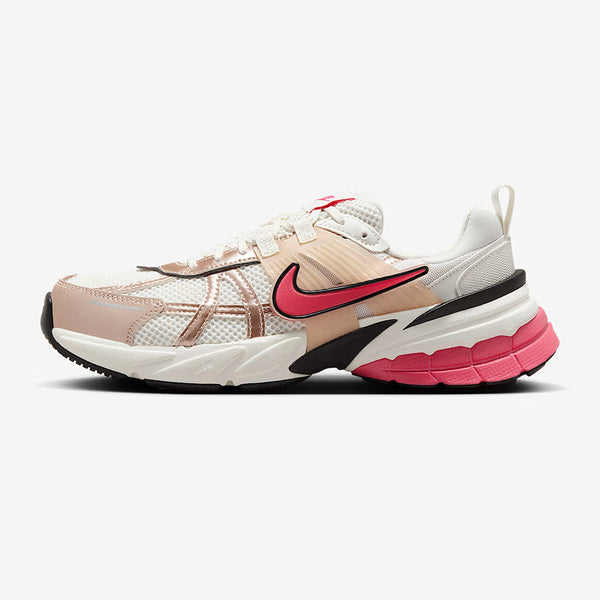 NIKE WMNS V2K RUN