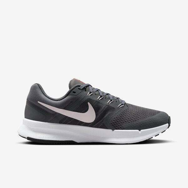 NIKE W RUN SWIFT 3