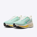 W NIKE VOMERO 18
