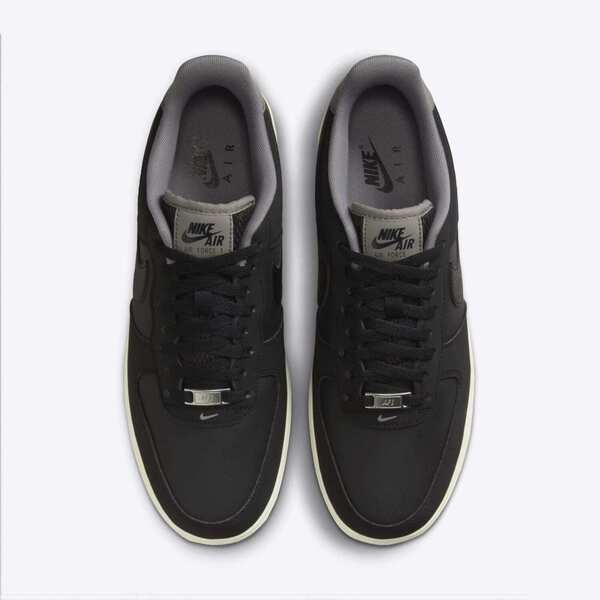 NIKE AIR FORCE 1 07 LV8